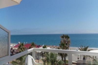 Flat for sale in Carvajal - Las Gaviotas (Fuengirola)