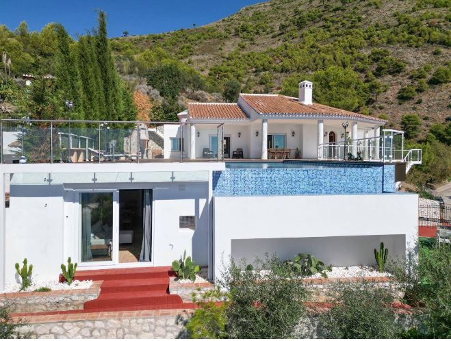 CASA INDEPENDIENTE EN ALTA VERDE (MIJAS PUEBLO)
