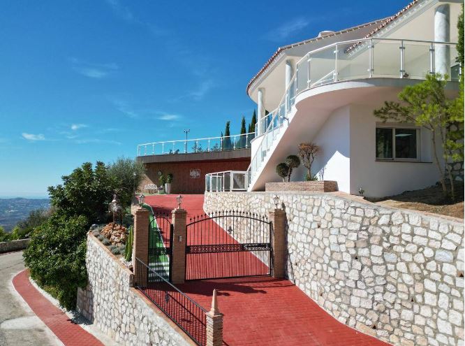 CASA INDEPENDIENTE EN ALTA VERDE (MIJAS PUEBLO)