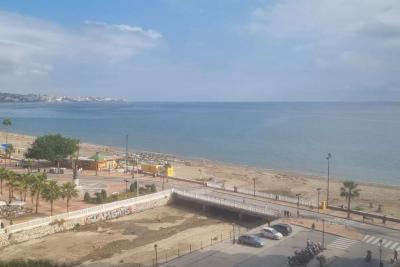 EXCELENTE UBICACION A UN PASO DE LA PLAYA